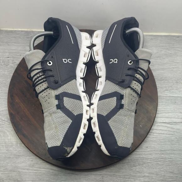 On Cloud 5 Sneakers Men’s Size 10 Black Gray Running Shoes Comfort Walking main image 6